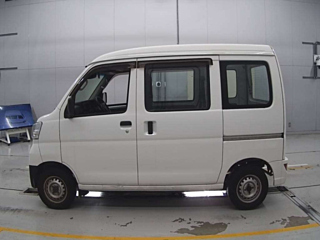 DAIHATSU TANTO 2016
