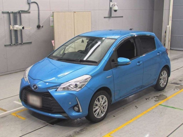 TOYOTA VITZ