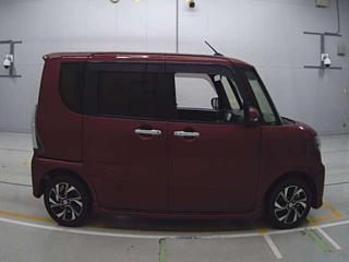 DAIHATSU TANTO 2020