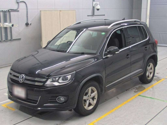 VOLKSWAGEN TIGUAN 2014