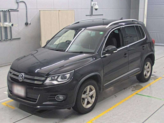 VOLKSWAGEN TIGUAN 2014