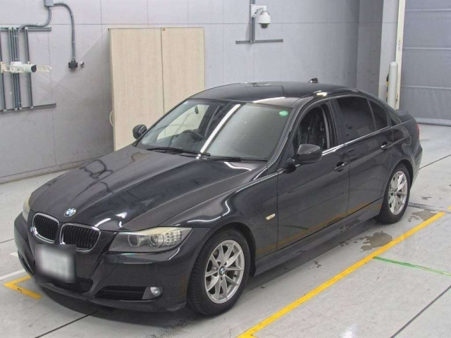 BMW 3 SERIES 2011