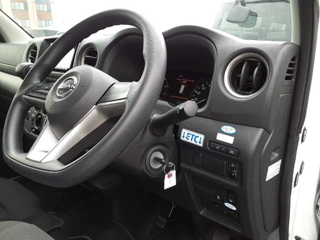 NISSAN CARAVAN VAN 2022