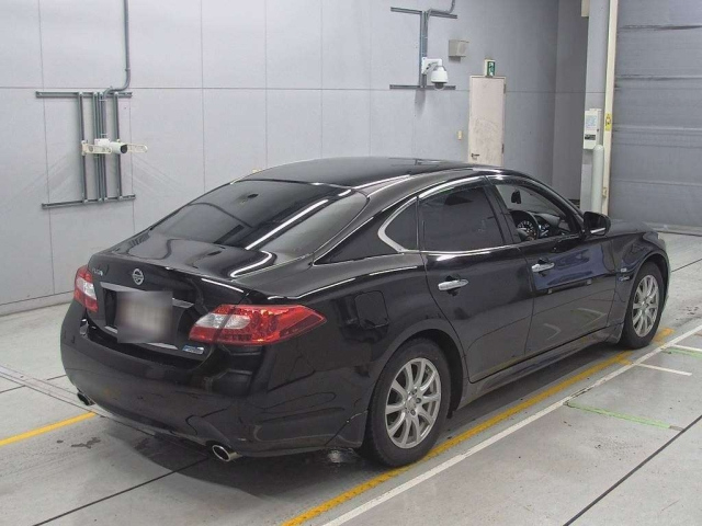 NISSAN FUGA 2012
