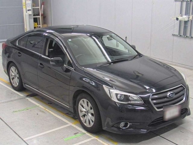 SUBARU LEGACY B4 2017