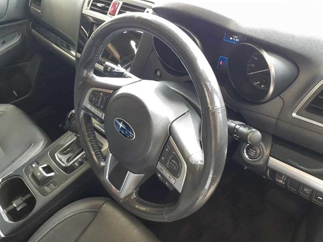SUBARU LEGACY B4 2017