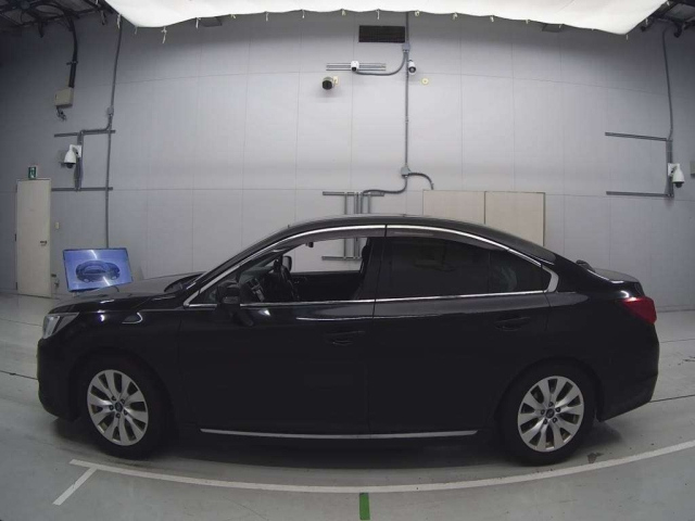 SUBARU LEGACY B4 2017
