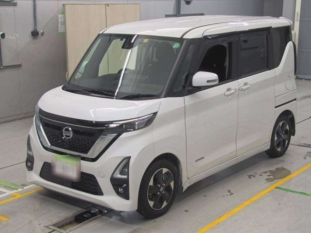 NISSAN ROOX 2022