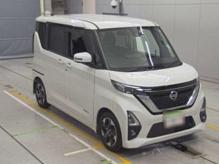 NISSAN ROOX 2022