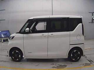NISSAN ROOX 2022