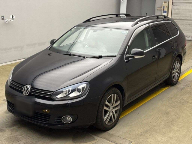 VOLKSWAGEN GOLF VARIANT 2010