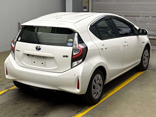 TOYOTA AQUA 2020