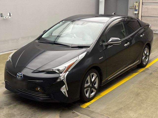 TOYOTA PRIUS 2016