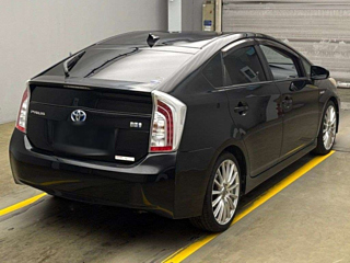 TOYOTA PRIUS 2012