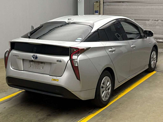 TOYOTA PRIUS 2018