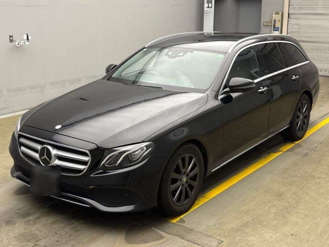 MERCEDES BENZ E CLASS WAGON 2016