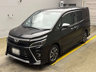 TOYOTA VOXY 2021