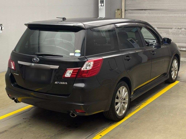 SUBARU EXIGA 2010