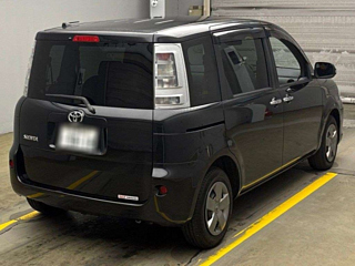 TOYOTA SIENTA 2015