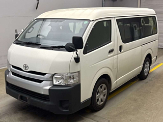 TOYOTA HIACE 2020