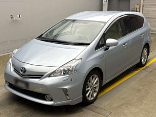 TOYOTA PRIUS ALPHA 2012
