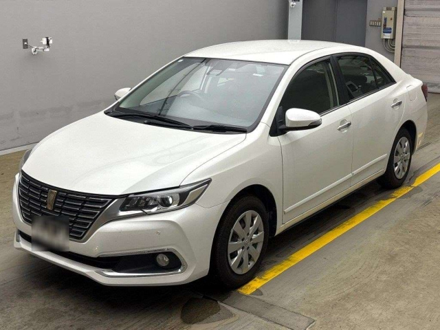 TOYOTA PREMIO 2020
