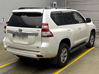 TOYOTA LAND CRUISER PRADO 2016
