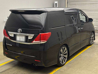 TOYOTA ALPHARD 2010
