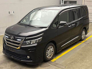 TOYOTA VOXY 2015