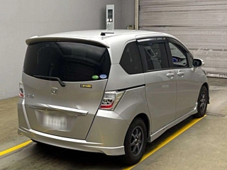 HONDA FREED 2013