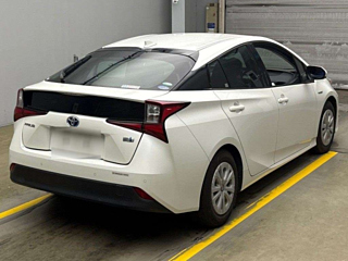 TOYOTA PRIUS 2019