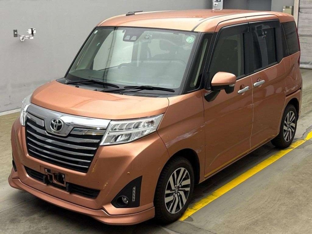 TOYOTA ROOMY 2020