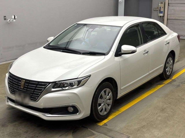 TOYOTA PREMIO 2020