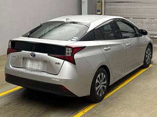 TOYOTA PRIUS 2019