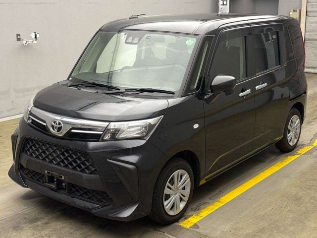 TOYOTA ROOMY 2022