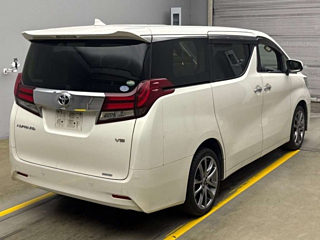 TOYOTA ALPHARD 2015