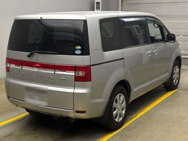 MITSUBISHI DELICA D5 2018