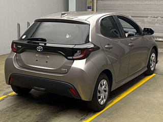 TOYOTA YARIS 2021
