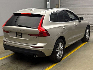VOLVO XC60 2018