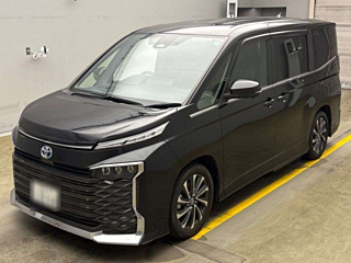 TOYOTA VOXY 2023