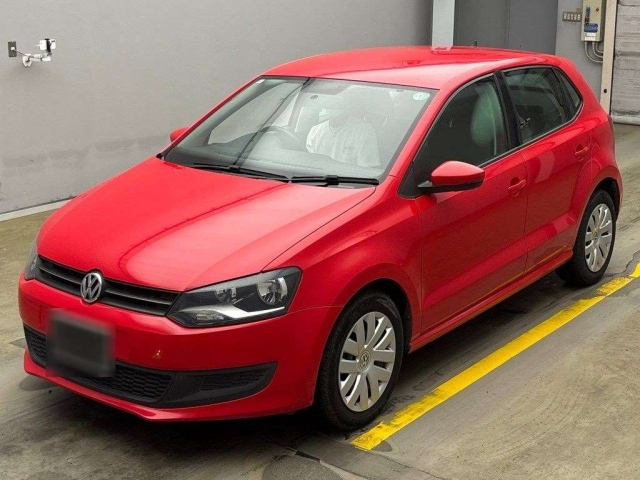 VOLKSWAGEN POLO 2011