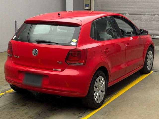 VOLKSWAGEN POLO 2011
