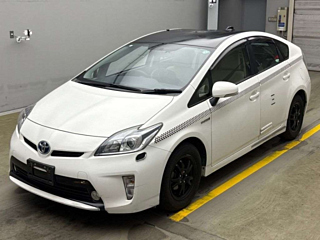 TOYOTA PRIUS 2015