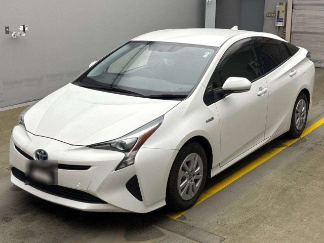 TOYOTA PRIUS 2018