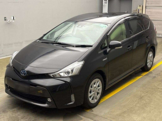 TOYOTA PRIUS ALPHA 2020