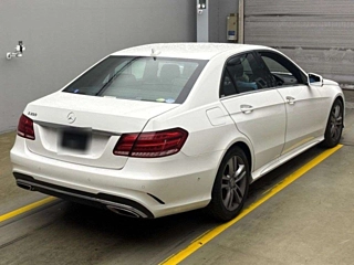 MERCEDES BENZ E CLASS 2015
