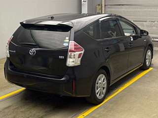 TOYOTA PRIUS ALPHA 2020