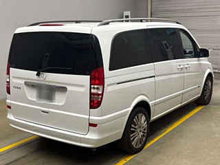 MERCEDES BENZ V CLASS 2011
