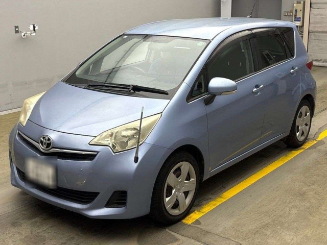 TOYOTA RACTIS 2010