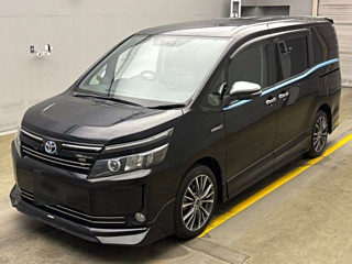 TOYOTA VOXY 2014